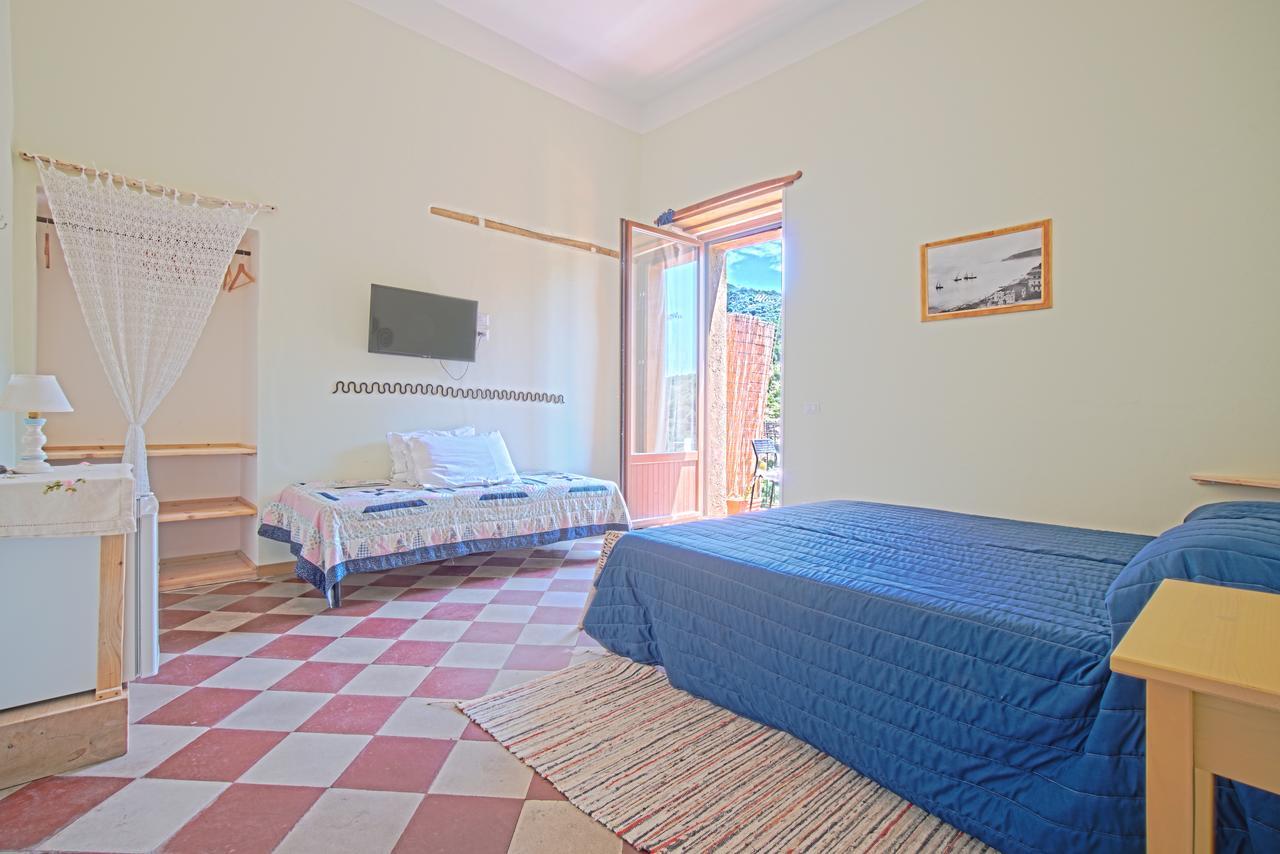 La Casa Sul Blu Albergo Diffuso Pisciotta Exterior photo